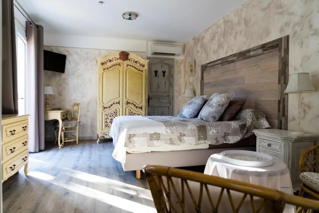 Bed and Breakfast Hotes'Antic Provence Lorgues Francja