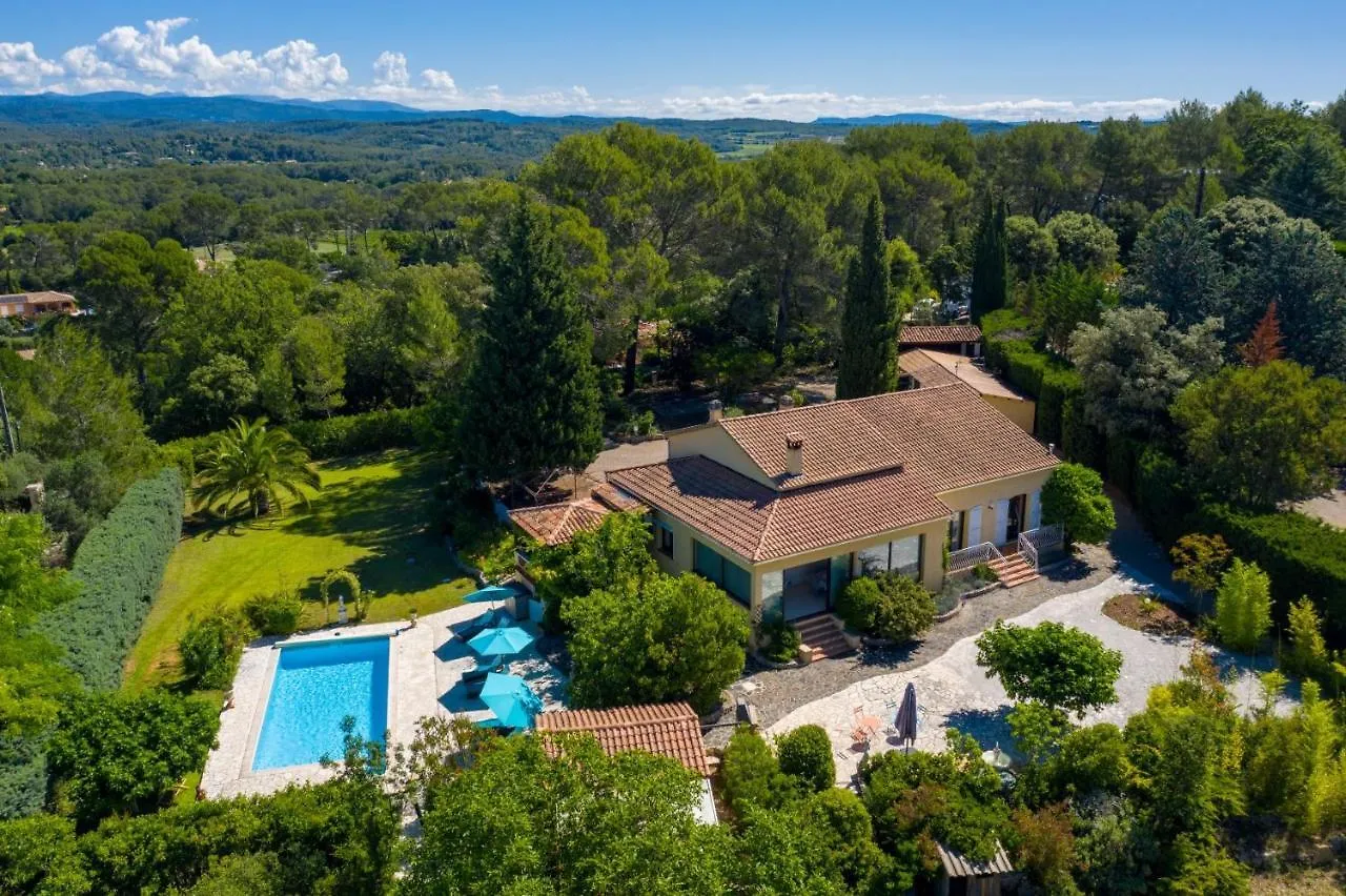 Bed and Breakfast Hôtes'Antic Provence à Lorgues