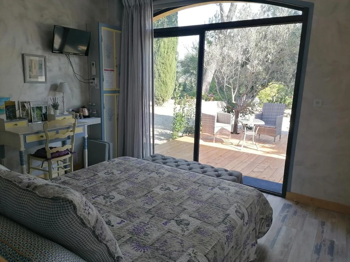 Bed and Breakfast Hotes'Antic Provence Lorgues Bed & Breakfast